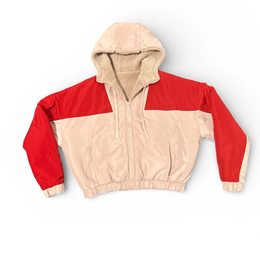 ALO Yoga Duality Reversible Jacket - Picture 3 of 6